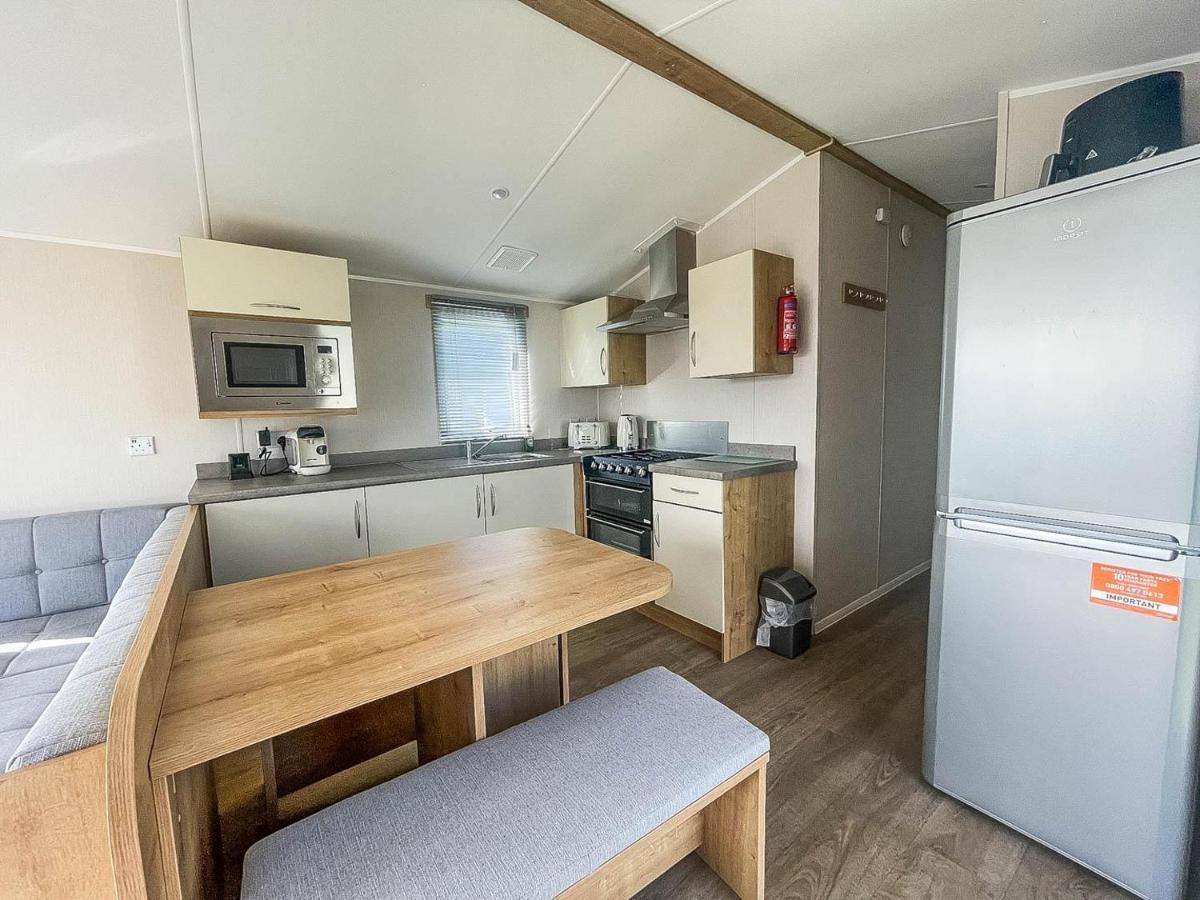 Hotel Lovely 8 Berth Caravan For Hire At Barmston Beach Holiday Park Ref 62002O Lund Zewnętrze zdjęcie