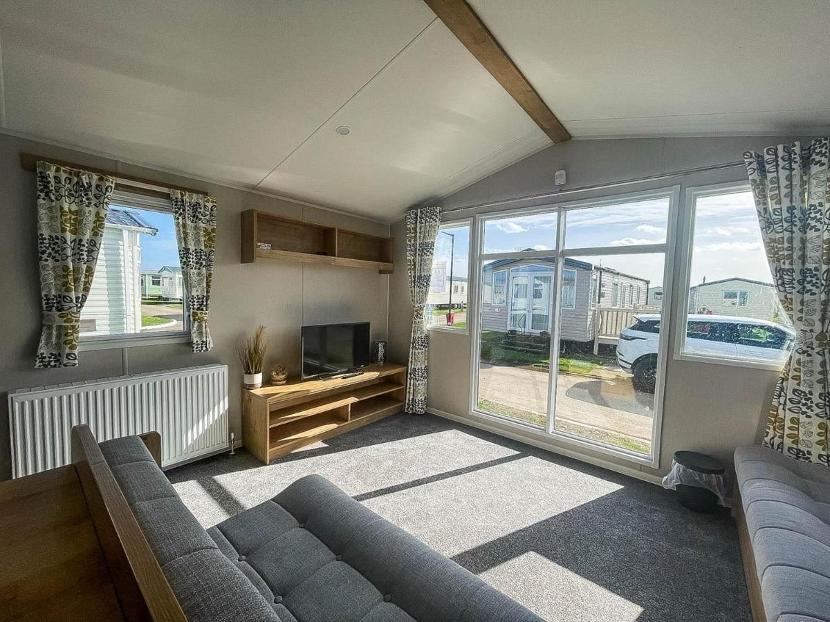 Hotel Lovely 8 Berth Caravan For Hire At Barmston Beach Holiday Park Ref 62002O Lund Zewnętrze zdjęcie